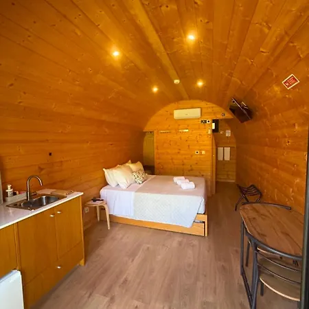 Κάμπινγκ Wood Valley Geres
