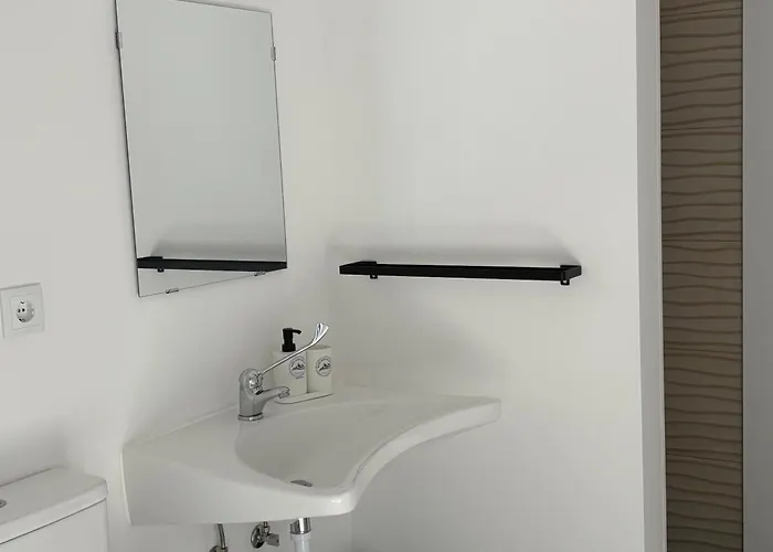 Wood Valley مكان تخييم جيريز