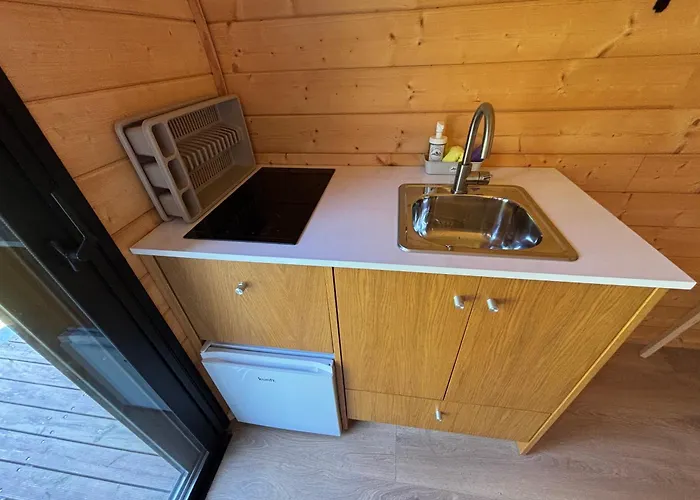 مكان تخييم Wood Valley