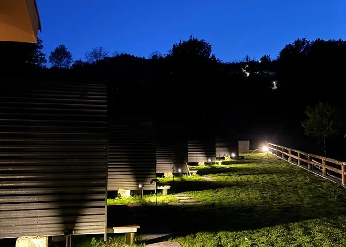 Wood Valley مكان تخييم