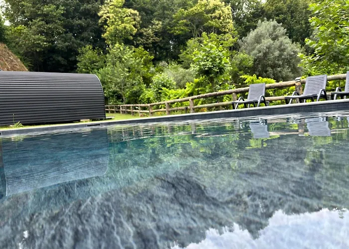 مكان تخييم Wood Valley *